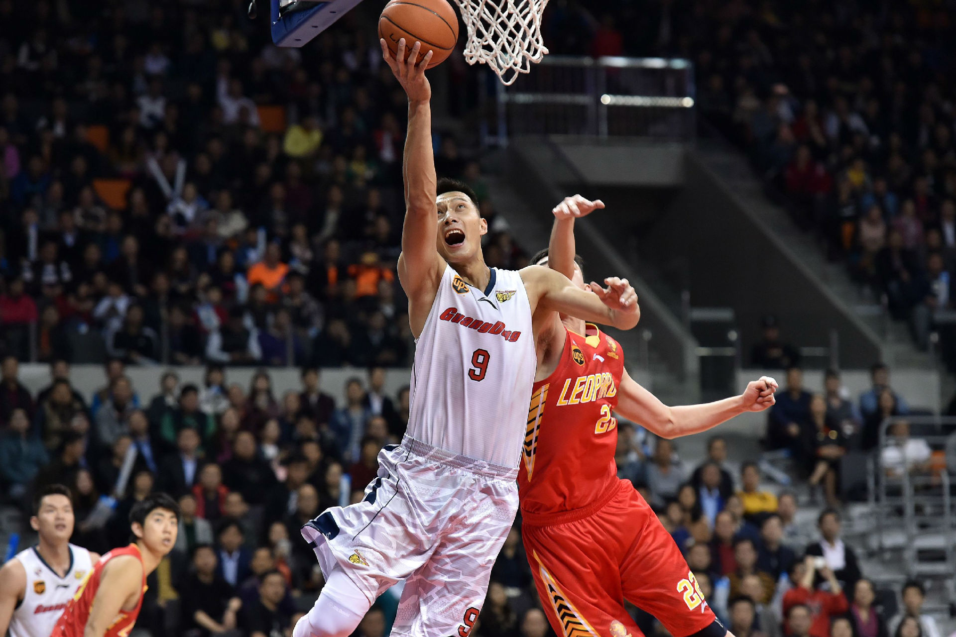 被赞美时依 被赞美时依